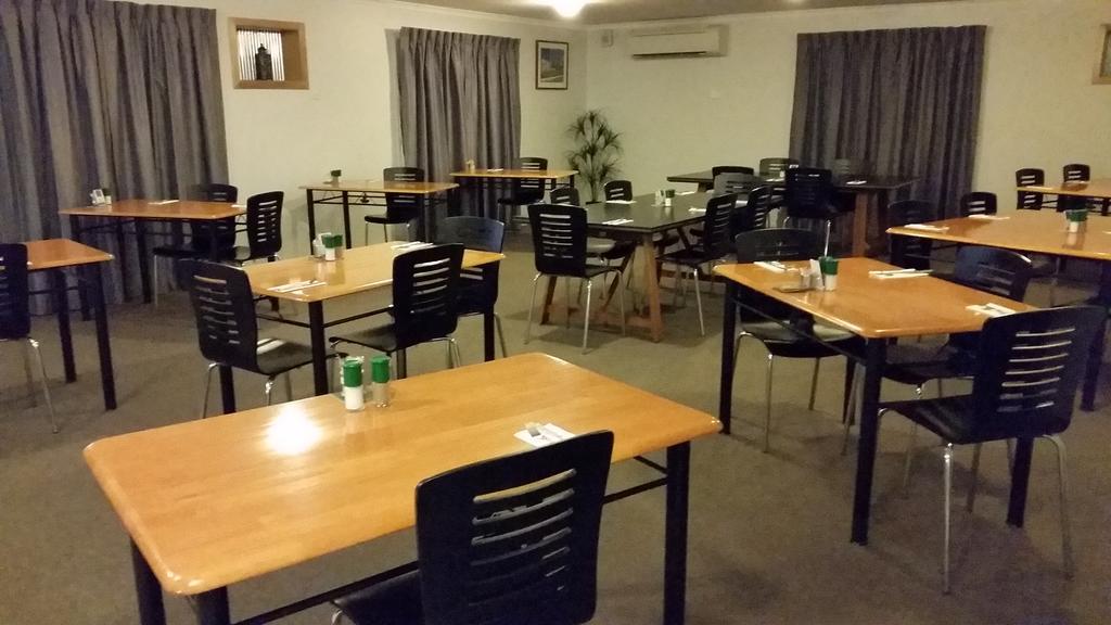 True Blue Motor Inn Rockhampton Exteriör bild