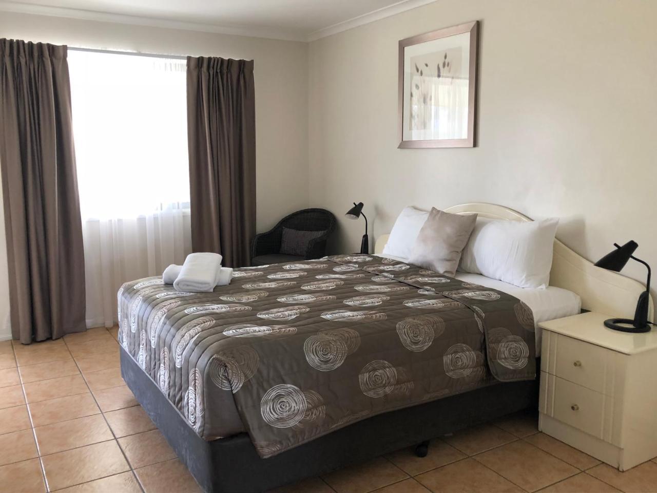 True Blue Motor Inn Rockhampton Exteriör bild