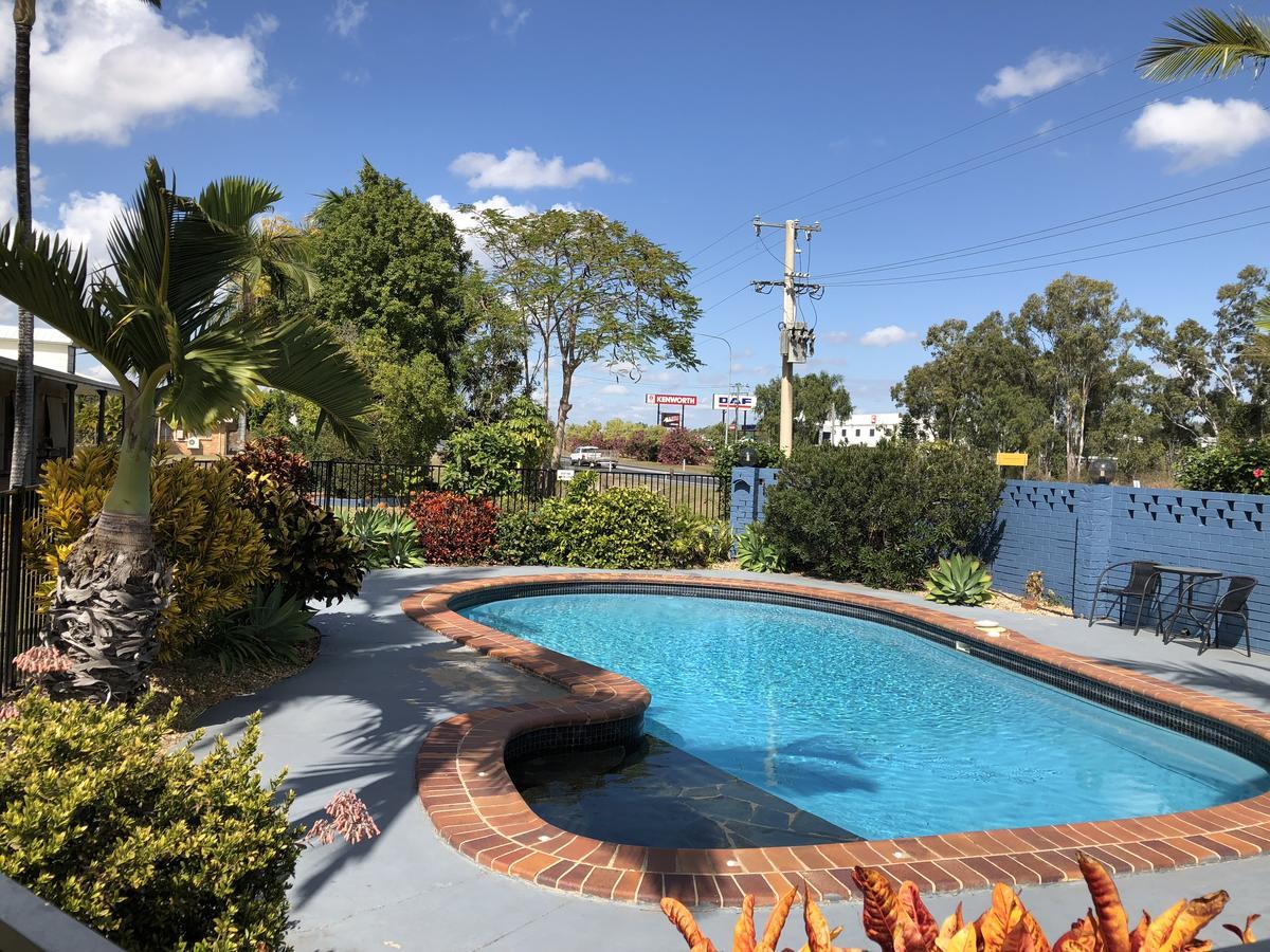 True Blue Motor Inn Rockhampton Exteriör bild